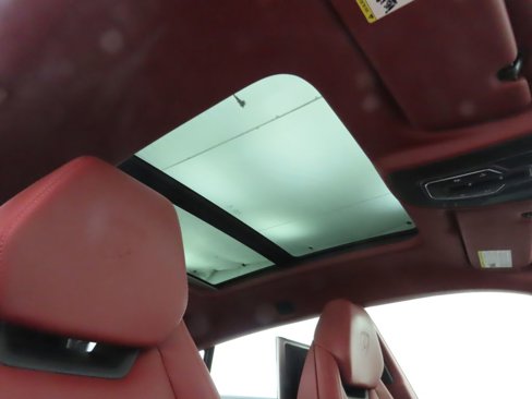Used 2020 Lamborghini Urus image 19