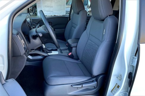 New 2026 Nissan Frontier S image 7