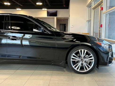 Used 2022 INFINITI Q50 Sensory image 16
