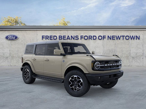 New 2025 Ford Bronco Outer Banks image 1