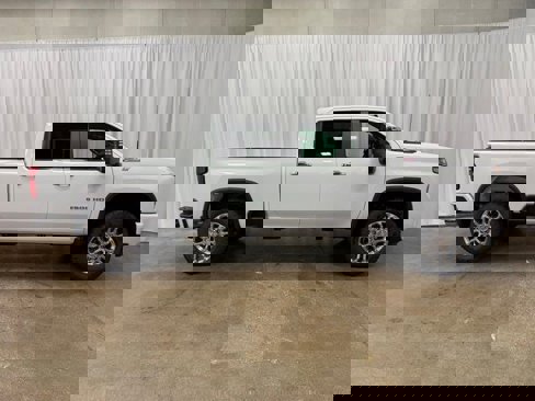 New 2025 Chevrolet Silverado 2500 LT image 2