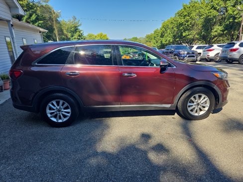 Used 2019 Kia Sorento FWD V6 image 6