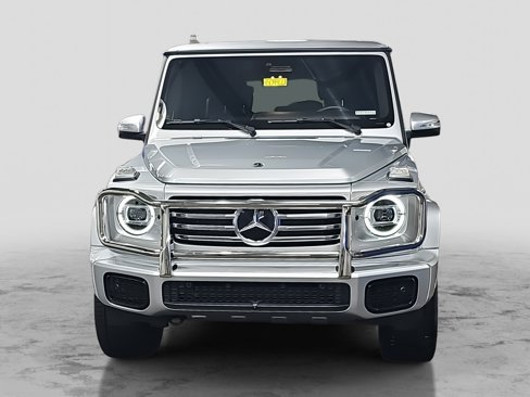 Used 2025 Mercedes-Benz G 550 image 2