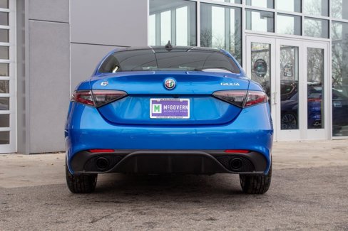 New 2025 Alfa Romeo Giulia AWD w/ Driving Assist Package image 9