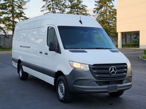 Used 2020 Mercedes-Benz Sprinter 3500 image 5