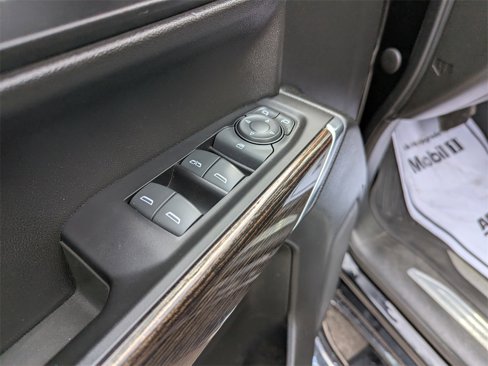 Certified 2022 GMC Sierra 1500 SLE image 11