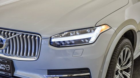 Certified 2025 Volvo XC90 B6 Plus image 9