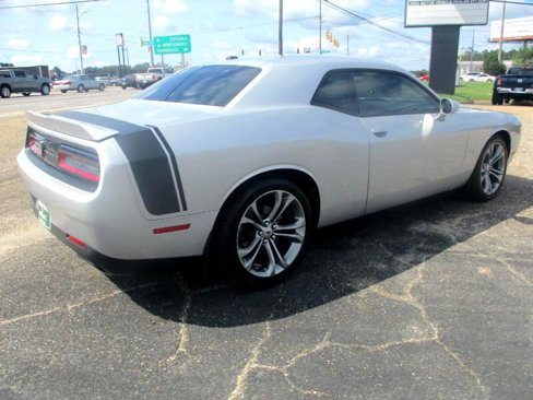 Used 2020 Dodge Challenger R/T image 5