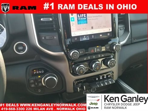 New 2026 RAM 1500 4x4 Crew Cab image 12