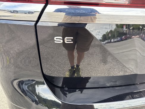 New 2025 Volkswagen Atlas SE image 7