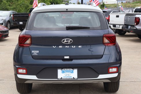 New 2025 Hyundai Venue Limited image 6