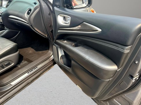 Used 2019 INFINITI QX60 Luxe w/ Essential Package image 36