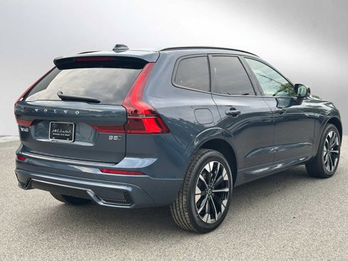 New 2026 Volvo XC60 B5 Plus w/ Protection Package Premier image 3