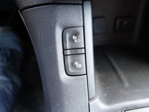 Used 2019 GMC Acadia SLE image 29