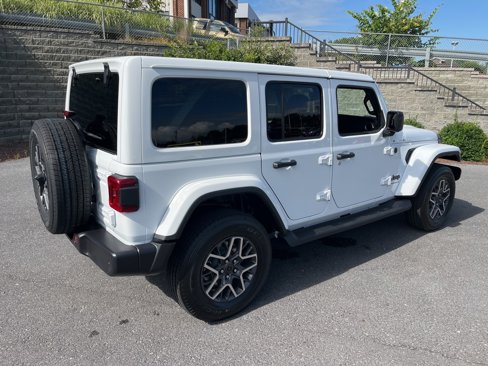 New 2025 Jeep Wrangler Sahara image 9