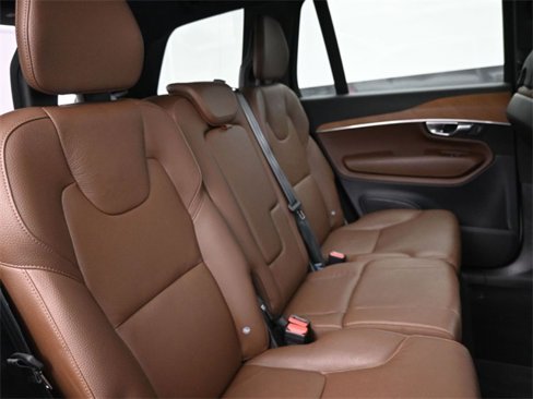 Used 2024 Volvo XC90 B6 Plus w/ Protection Package Premier image 33