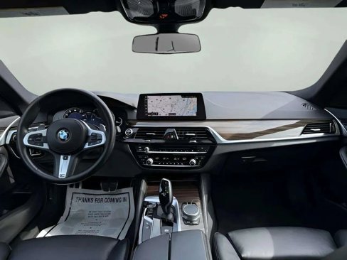 Used 2019 BMW 540i xDrive w/ M Sport Package image 17