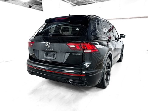 Used 2023 Volkswagen Tiguan SE R-Line image 6
