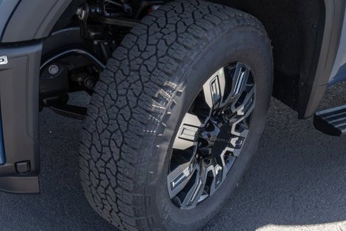 New 2026 GMC Sierra 3500 Denali w/ Denali Reserve Package image 13
