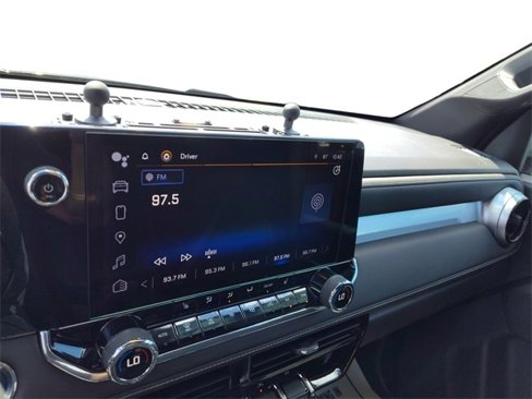 Used 2023 Chevrolet Colorado LT w/ LT Convenience Package II image 24