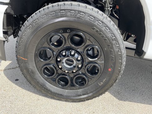 New 2025 Ford F350 Lariat w/ Lariat Ultimate Package image 39