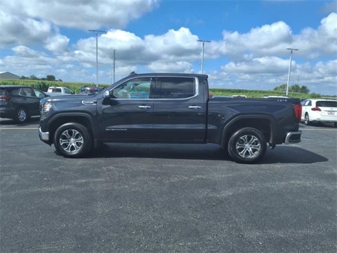 Used 2025 GMC Sierra 1500 SLT image 8