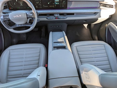 Used 2024 Kia EV9 Land image 25