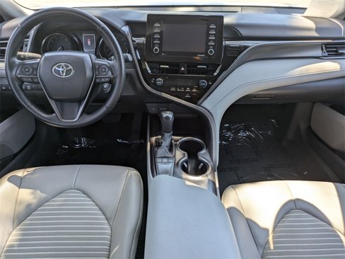 Used 2024 Toyota Camry SE image 23