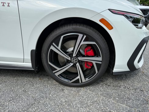 New 2025 Volkswagen GTI SE image 25