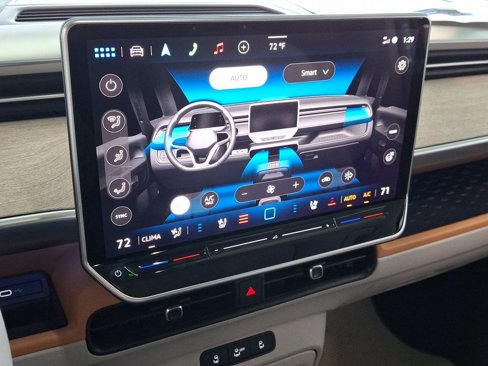New 2025 Volkswagen ID. Buzz 1st Edition image 15