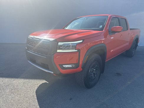 New 2025 Nissan Frontier PRO-4X w/ Interior Protection Package image 3