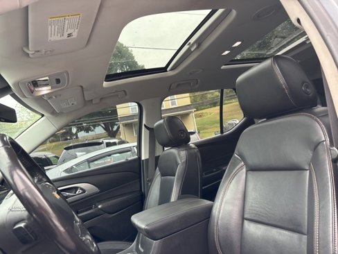 Used 2019 Chevrolet Traverse LT w/ LT Premium Package image 21