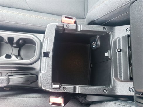New 2025 Jeep Wrangler Sport S image 30