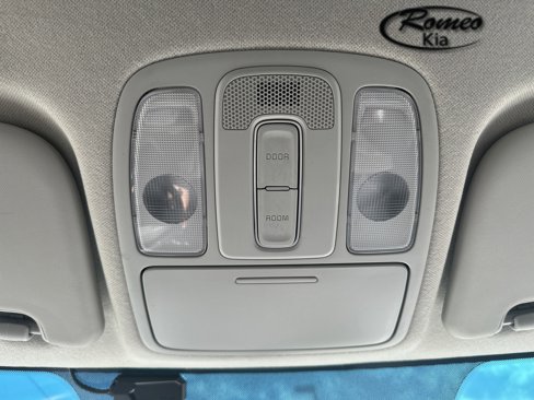 Used 2019 Kia Soul + image 17