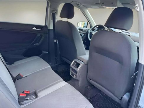 Used 2019 Volkswagen Tiguan S image 22