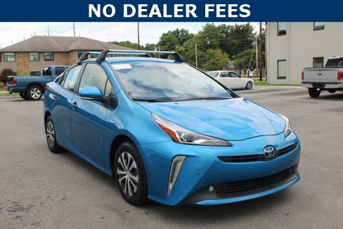 Used 2022 Toyota Prius LE image 2