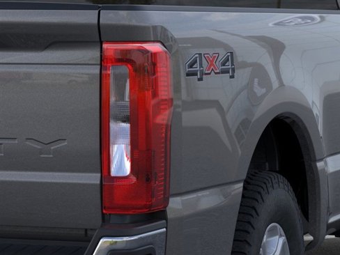 New 2026 Ford F250 XLT image 21