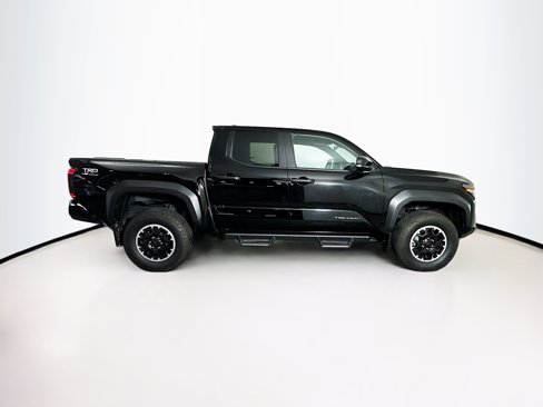 Used 2024 Toyota Tacoma TRD Off-Road image 10