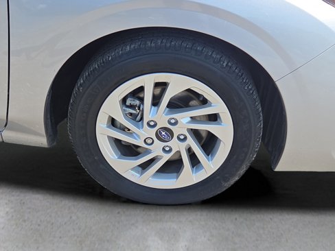 Certified 2024 Subaru Impreza 2.0i image 4
