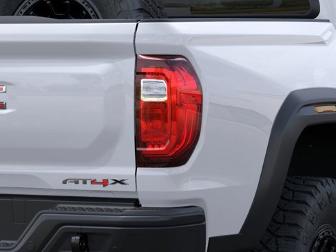 New 2026 GMC Canyon AT4X w/ AT4X AEV Edition image 11