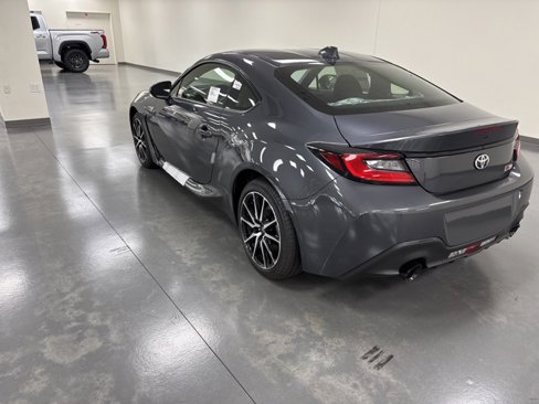 New 2025 Toyota GR86 image 12