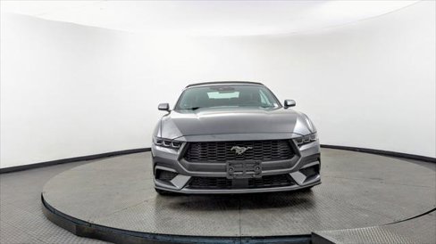 Used 2025 Ford Mustang Premium image 36