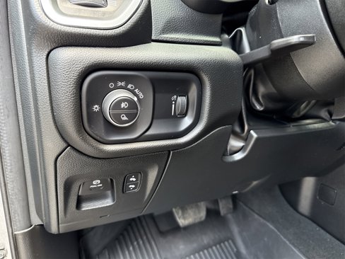 Used 2024 RAM 1500 Big Horn image 15