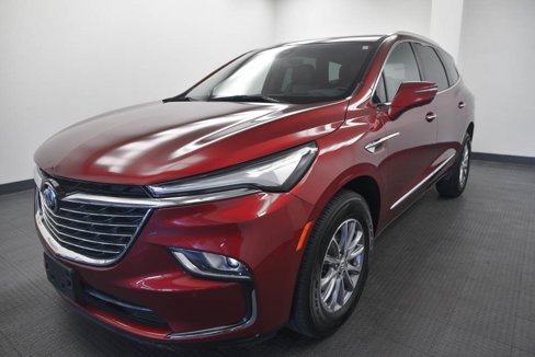 Used 2024 Buick Enclave Premium image 2
