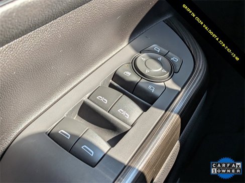 Used 2023 GMC Acadia SLT w/ Preferred Package image 24