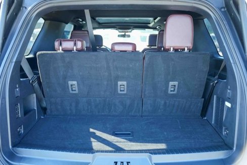 Used 2024 Ford Expedition Limited image 12