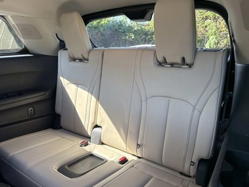 Used 2022 INFINITI QX60 Luxe w/ Vision Package image 22