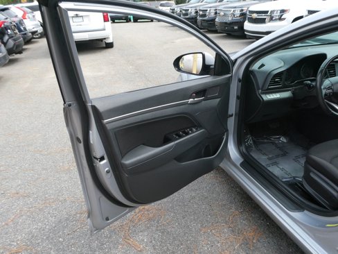 Used 2020 Hyundai Elantra Value Edition w/ Cargo Package (C1) image 13