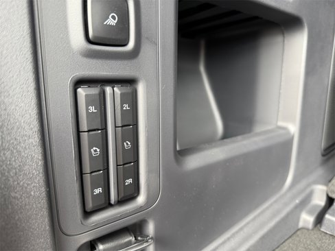 New 2025 Ford Expedition Platinum w/ Driver's Package image 21