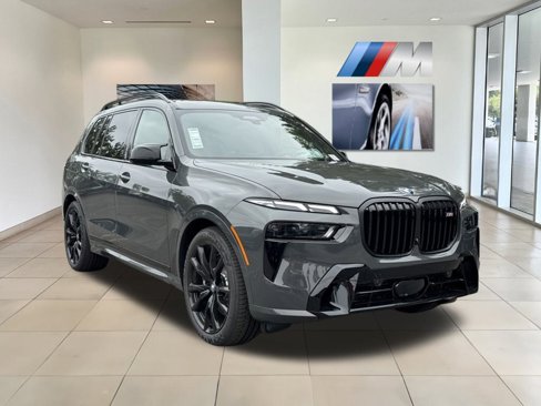 New 2026 BMW X7 M60i image 4